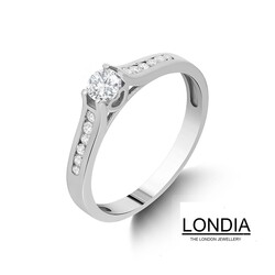 0.40 ct Londia Natural Side Diamond Engagement Ring / 1111837 - Londia Jewellery