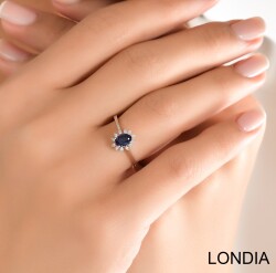 0.50 ct Oval Cut Sapphire and 0.08 ct Diamond Engagement Ring / 1124024 - Londia Jewellery