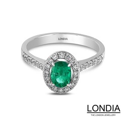 0.58 ct Oval Cut Emerald and 0.37 ct Diamond Engagement Ring / 1115115 - Londia Jewellery