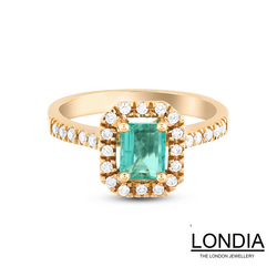 0.63 ct Natural Emerald and 0.34 ct Diamond Engagement Ring / 1109686 - Londia Jewellery