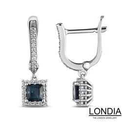 0.70 ct Princess Cut Natural Sapphire and 0.20 ct Diamond Earring / 1118837 - Londia Jewellery