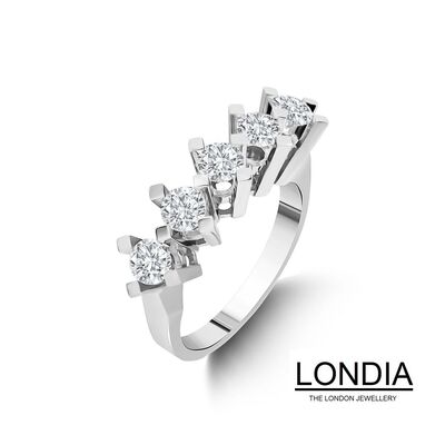 1 ct Londia Diamond 5 Stone Wedding Ring / 1103093 - 1