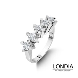 1.50 ct Londia Diamond 5 Stone Wedding Ring / GIA Certified / 1113928 - Londia Jewellery