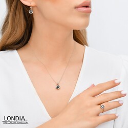 0.94 ct Vintage & Antique Jewelry Sets - Londia Jewellery