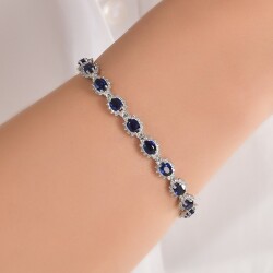 9.92 ct Sapphire and 1.61 ct Diamond Bracelet / 1106605 - Londia Jewellery