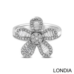 0.88 ct Baguette Diamond Flower Ring in 18k Gold / Fashion Emerald and Round Cut Diamond Ring / Design Ring / 1115793 - Londia Jewellery