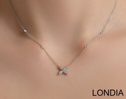 0.30 karat Londia Yonca Kolye / Yuvarlak Kesim Pırlanta Kolye / 1128587 - Londia Jewellery